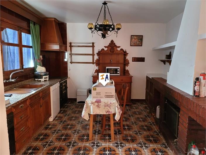 Image No.8-2 Bed House for sale