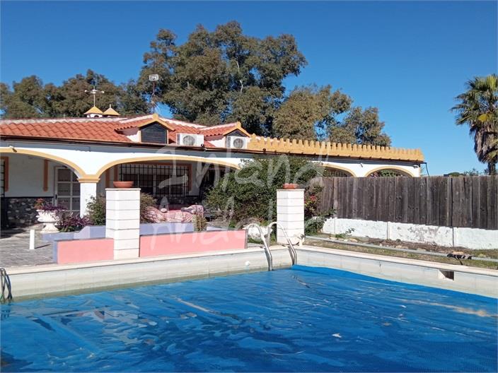 Image No.4-6 Bed Villa for sale