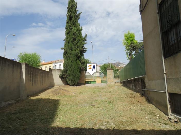 Image No.16-5 Bed House for sale