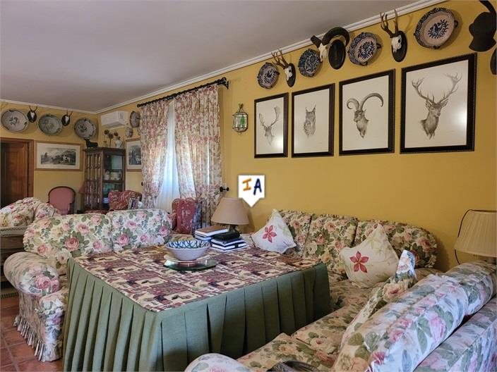 Image No.14-7 Bed Farmhouse for sale