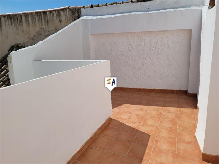 Image No.16-2 Bed House for sale