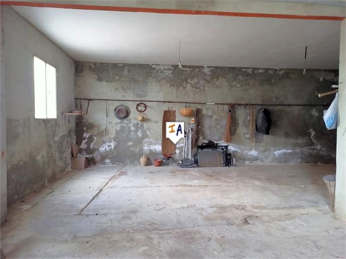 Image No.12-5 Bed House for sale