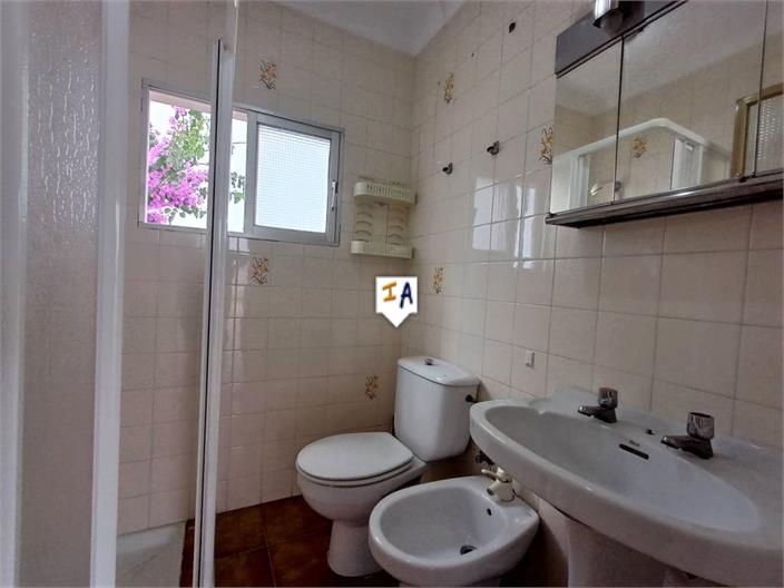 Image No.14-5 Bed House for sale