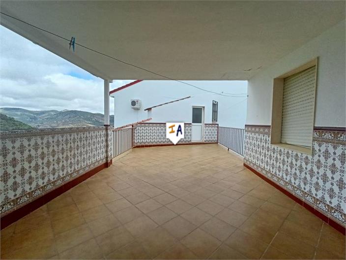 Image No.3-5 Bed House for sale