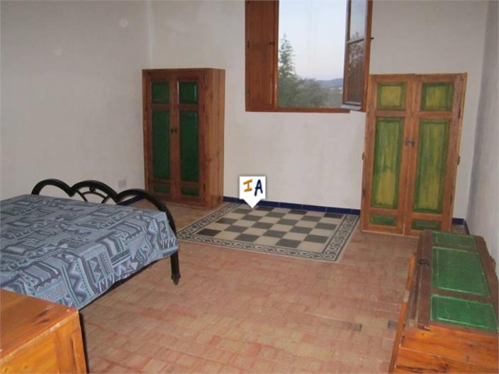 Image No.14-6 Bed Farmhouse for sale