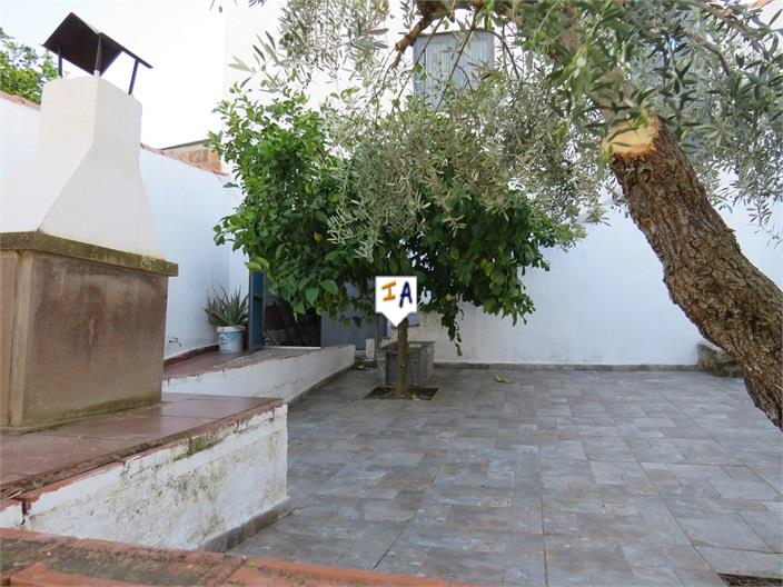 Image No.4-3 Bed House for sale