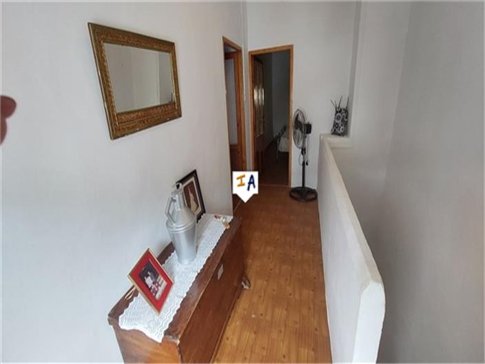 Image No.11-4 Bed House for sale