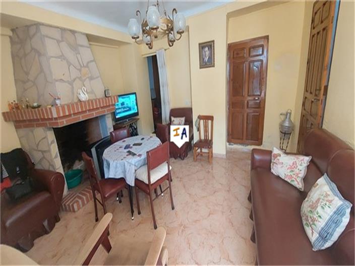 Image No.3-4 Bed House for sale