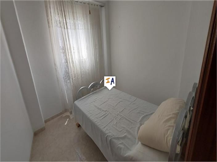 Image No.9-4 Bed House for sale