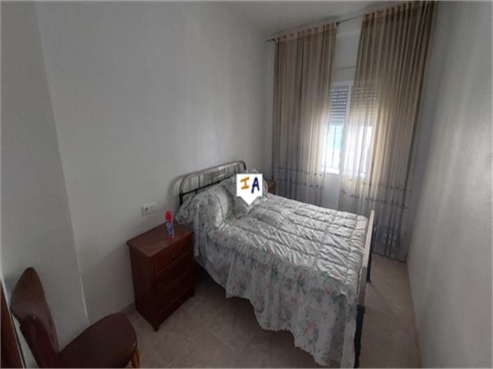 Image No.10-4 Bed House for sale