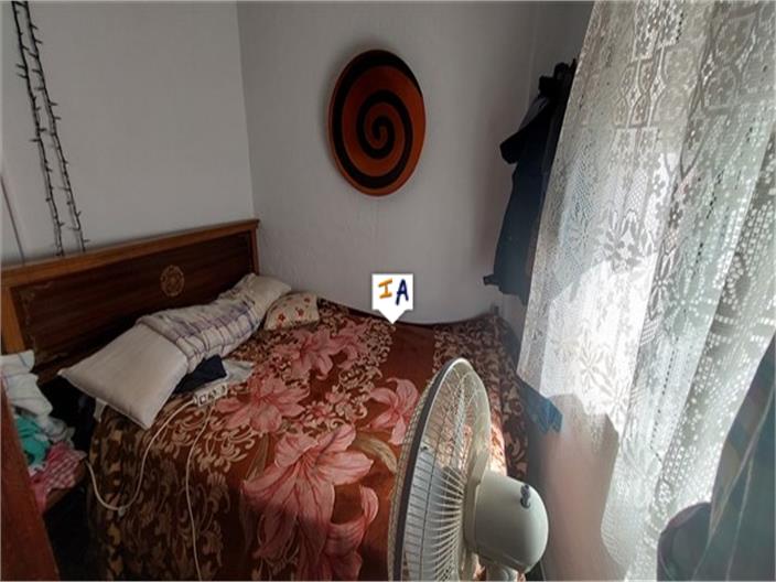 Image No.13-3 Bed House for sale