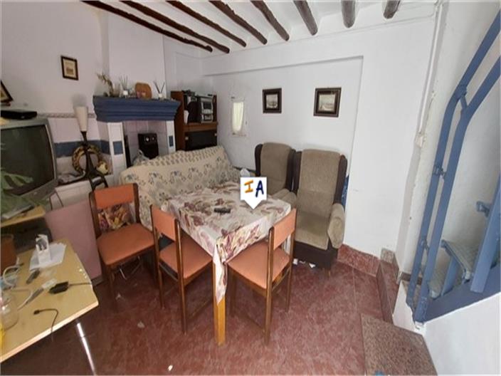 Image No.6-3 Bed House for sale