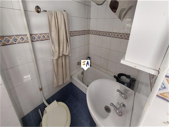 Image No.7-3 Bed House for sale