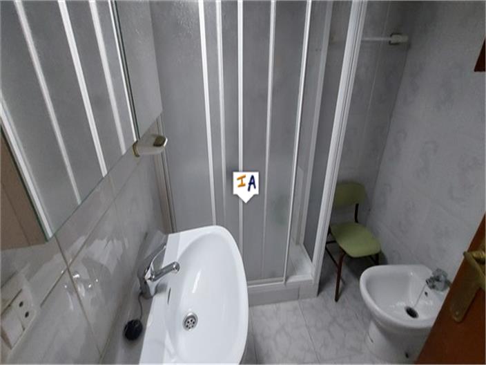 Image No.12-5 Bed House for sale