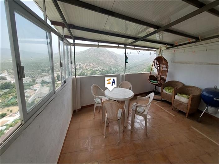 Image No.3-4 Bed House for sale