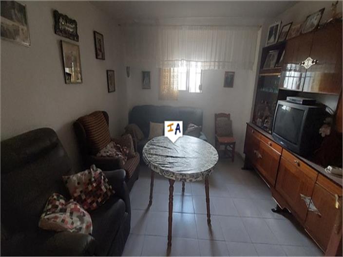 Image No.10-3 Bed House for sale