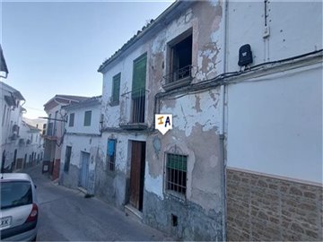 1 - Castillo de Locubín, House