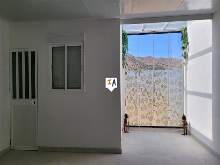 Image No.16-3 Bed House for sale