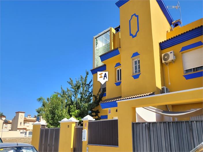 Image No.3-3 Bed House for sale