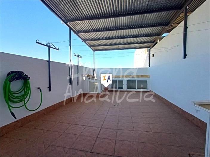 Image No.13-3 Bed House for sale