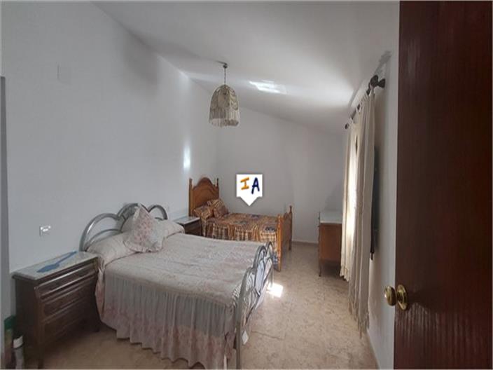 Image No.12-6 Bed Farmhouse for sale