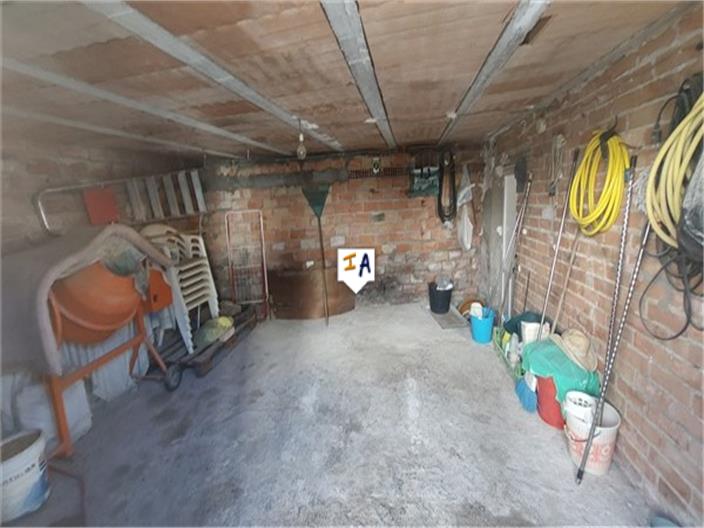 Image No.16-6 Bed Farmhouse for sale