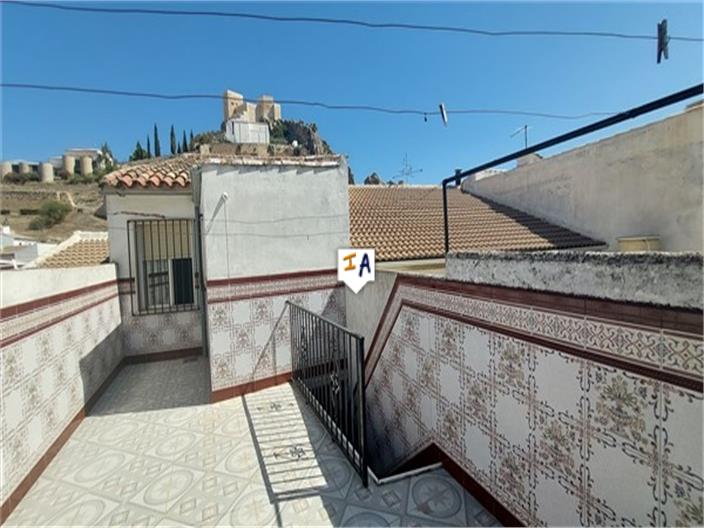 Image No.10-3 Bed House for sale