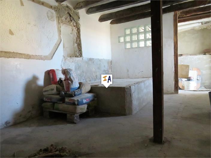 Image No.14-3 Bed House for sale