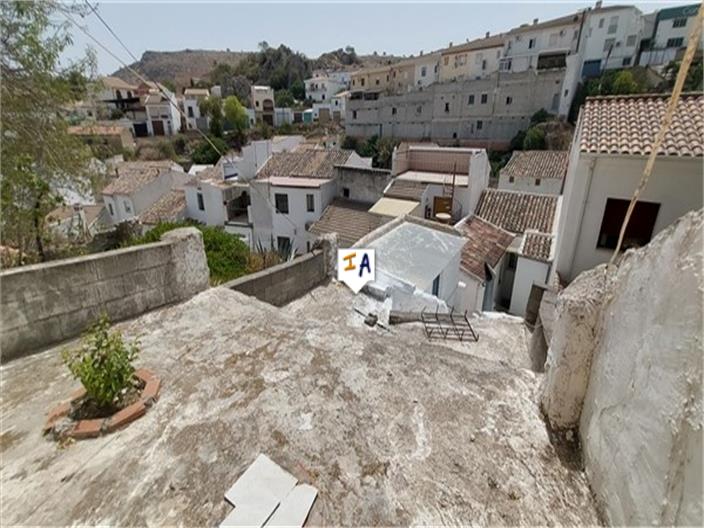 Image No.10-3 Bed House for sale