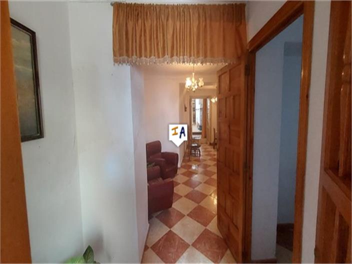 Image No.12-5 Bed House for sale