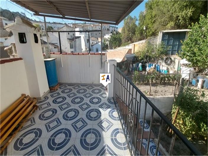 Image No.7-5 Bed House for sale