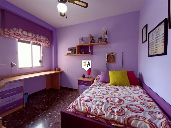 Image No.14-5 Bed House for sale