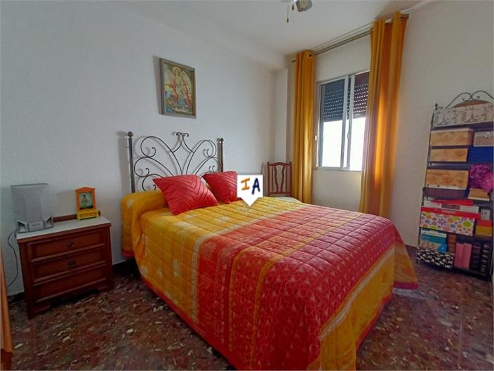 Image No.15-5 Bed House for sale