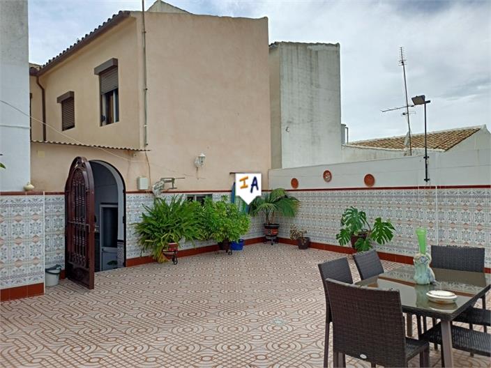 Image No.4-5 Bed House for sale