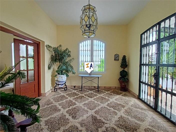 Image No.10-5 Bed Villa for sale