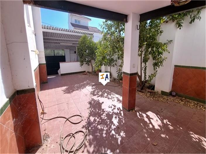 Image No.3-4 Bed House for sale