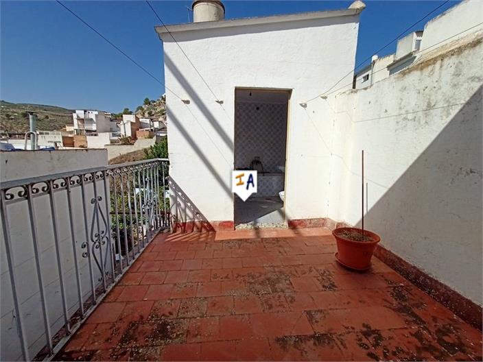 Image No.6-3 Bed House for sale