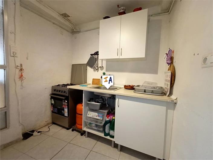 Image No.4-2 Bed House for sale