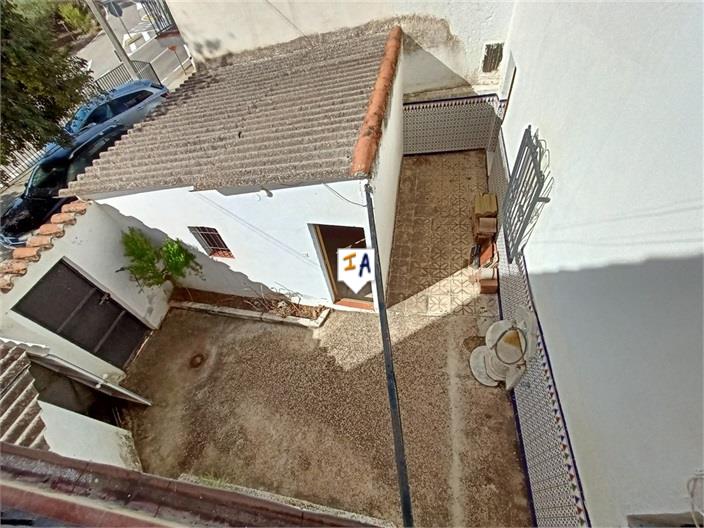 Image No.16-4 Bed House for sale