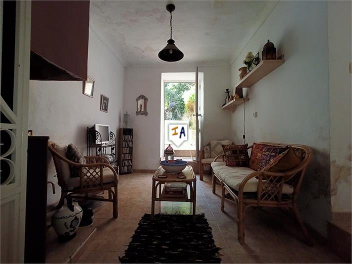 Image No.11-4 Bed House for sale