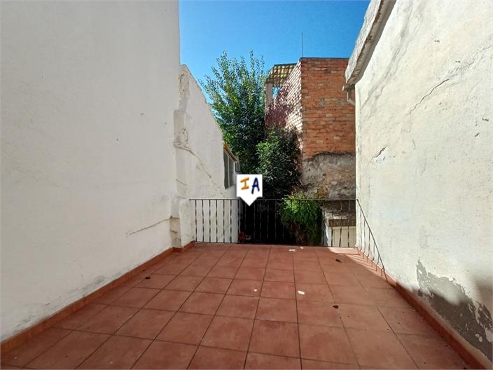 Image No.3-4 Bed House for sale