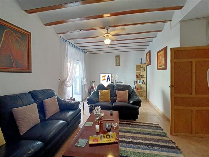 Image No.7-4 Bed House for sale