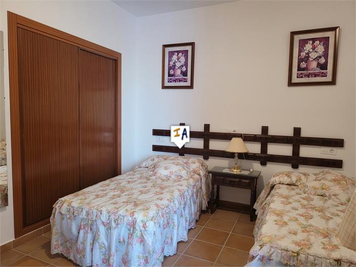 Image No.12-3 Bed Villa for sale