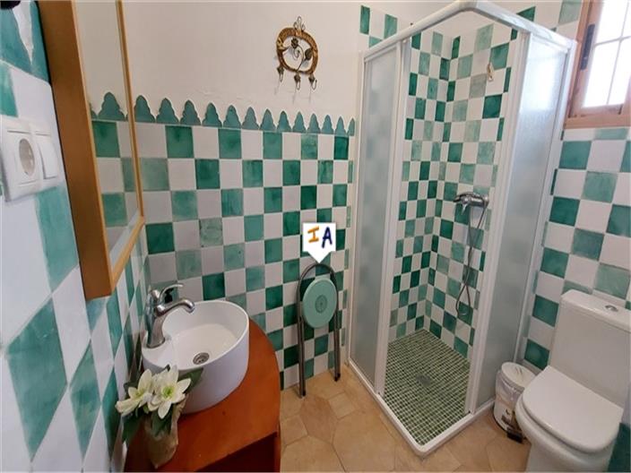 Image No.14-6 Bed Farmhouse for sale