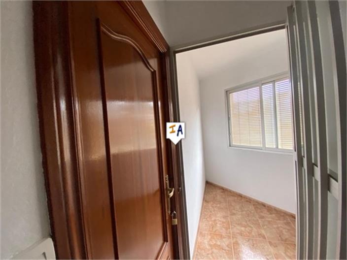 Image No.14-3 Bed Property for sale