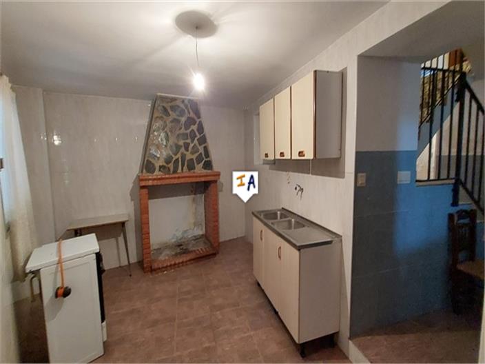 Image No.12-4 Bed House for sale