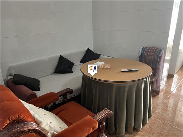 Image No.6-3 Bed House for sale