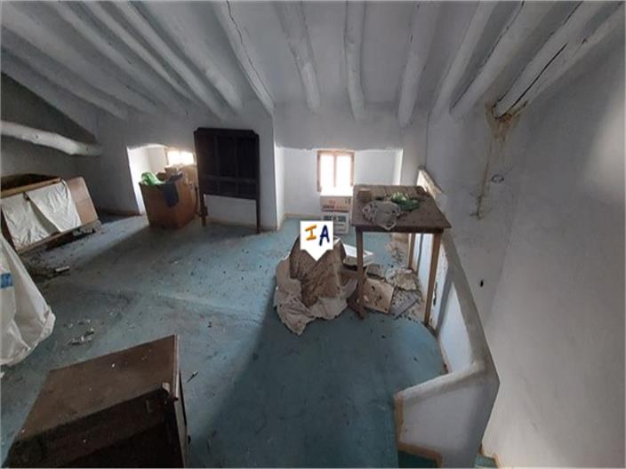 Image No.11-3 Bed House for sale