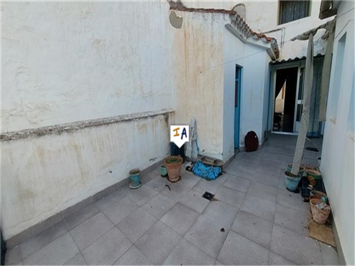 Image No.10-3 Bed House for sale