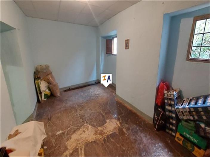 Image No.14-3 Bed House for sale